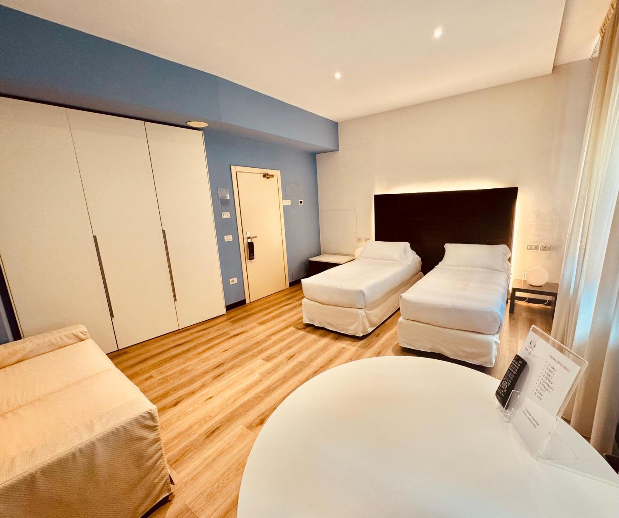 Hotel Pex مانتوفا المظهر الخارجي الصورة