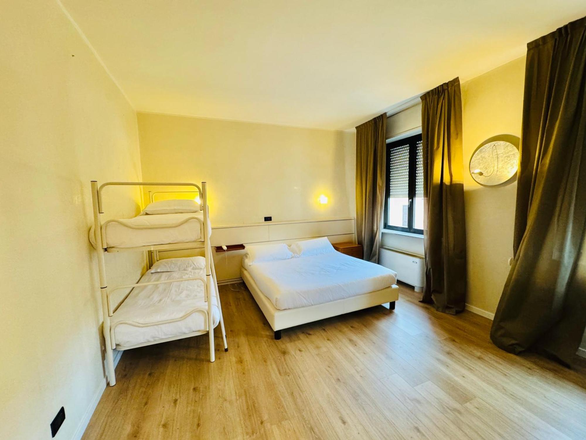 Hotel Pex مانتوفا المظهر الخارجي الصورة